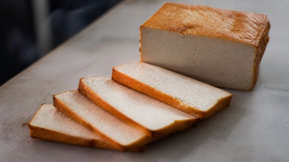 Tofu fumé maison : étapes essentielles pour une texture parfaite