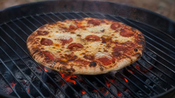 Tout savoir sur l’art de cuire la pizza sur une grille de barbecue