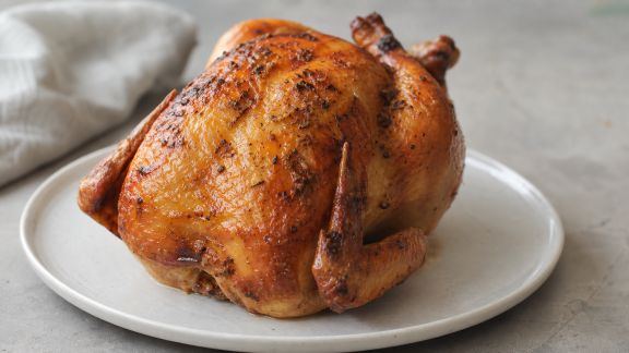 Comment obtenir une peau croustillante sur les volailles grillées
