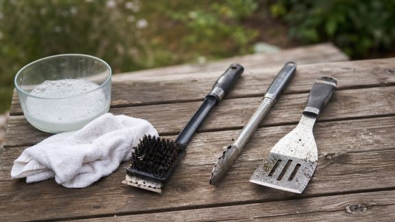 Guide pratique pour bien entretenir vos outils de barbecue