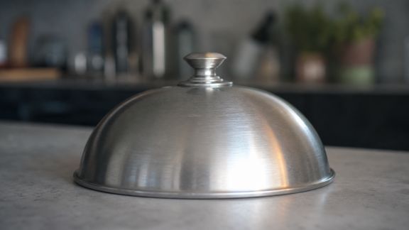 Découvrez pourquoi la cloche en inox change tout pour vos cuissons